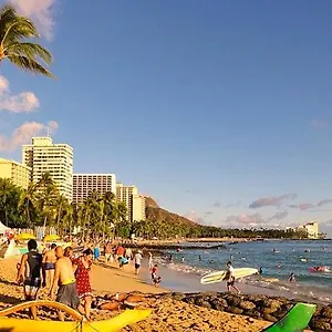アパートホテル アクア アロハ サーフ ワイキキ, Waikiki