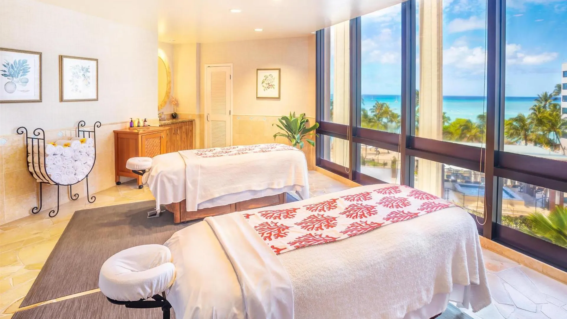 Hyatt Regency Waikiki Beach Resort & Spa Honolulu