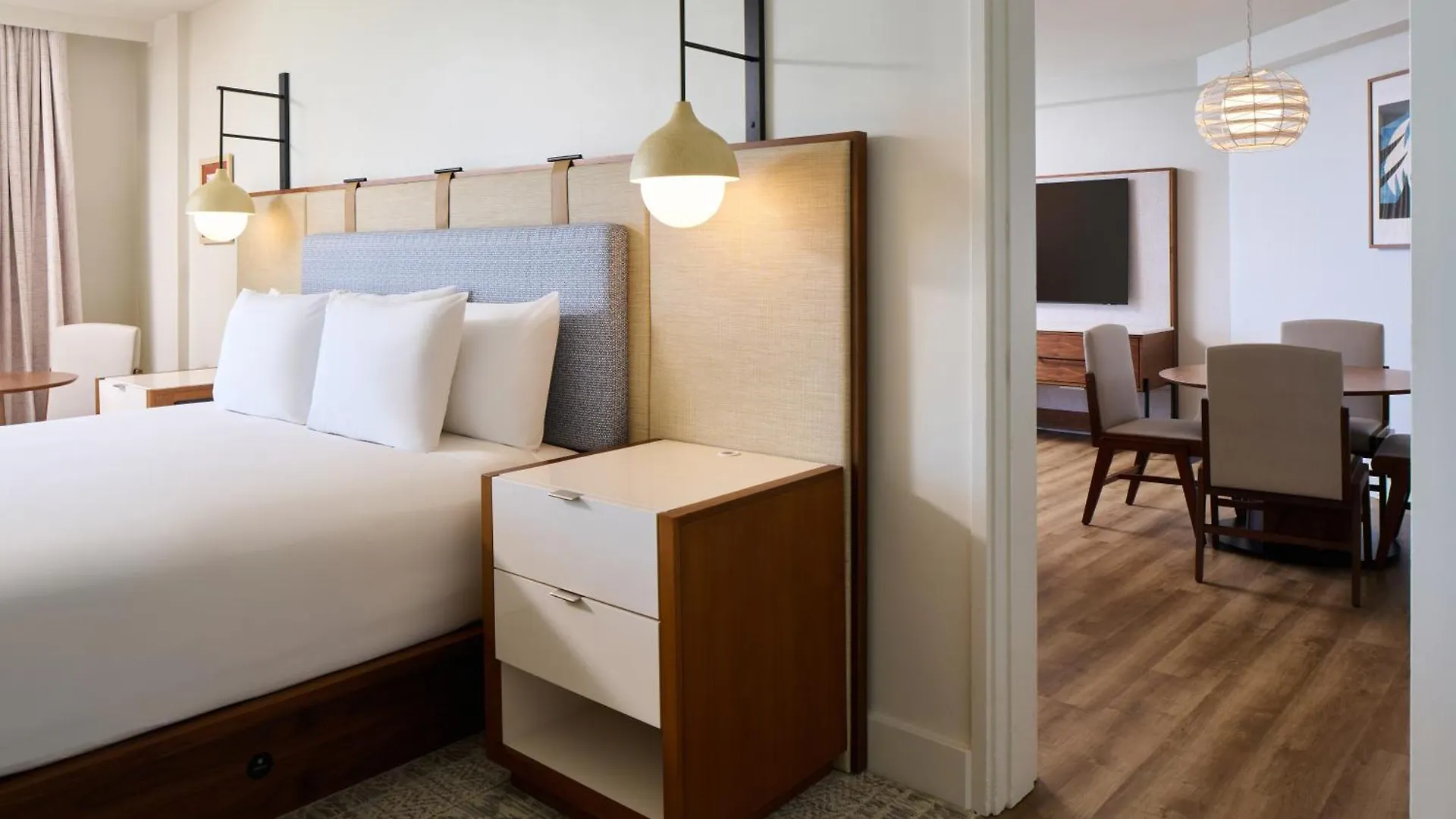 Hyatt Regency Waikiki Beach Resort & Spa Гонолулу